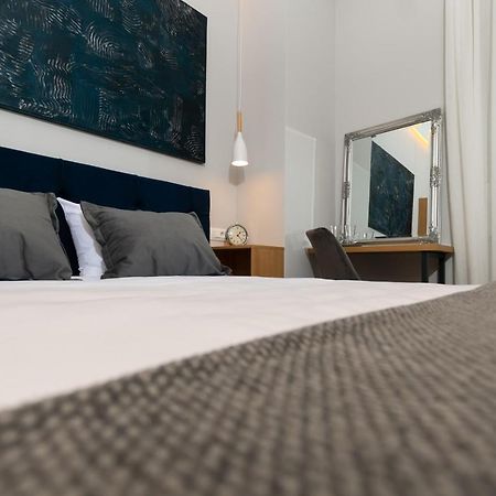 Harbour Residence Rooms Rijeka Exterior photo