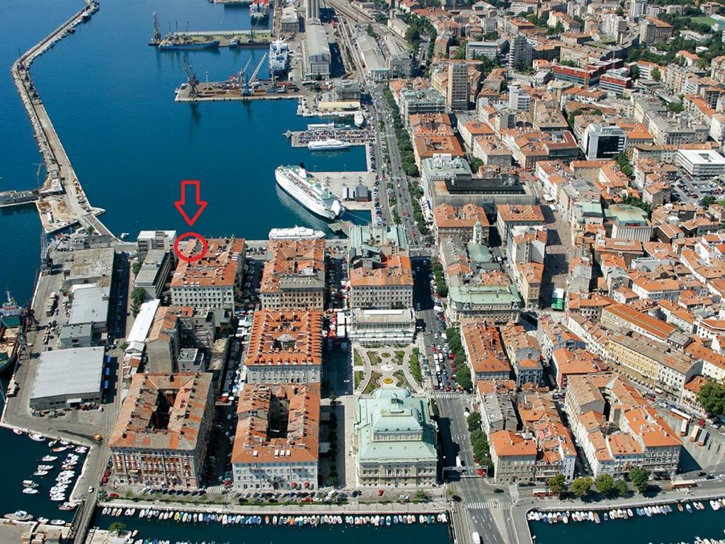Harbour Residence Rooms Rijeka Exterior photo